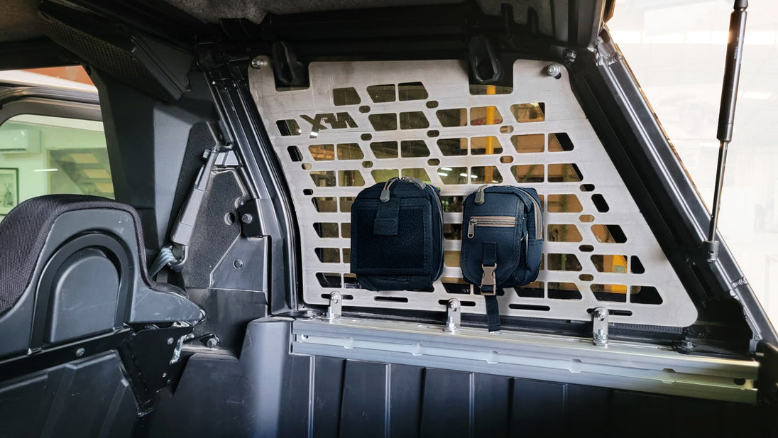 Rear Window Panel para Polaris Xpedition - CARGO RACKS